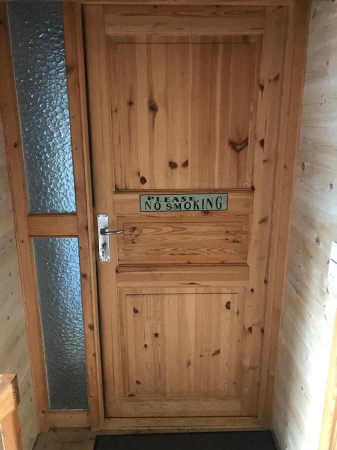Toldboden Anno 1684 Apartment Ronne Bagian luar foto