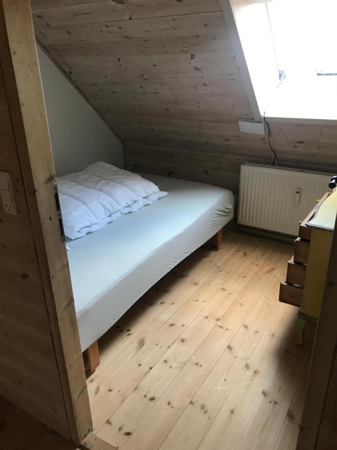 Toldboden Anno 1684 Apartment Ronne Bagian luar foto
