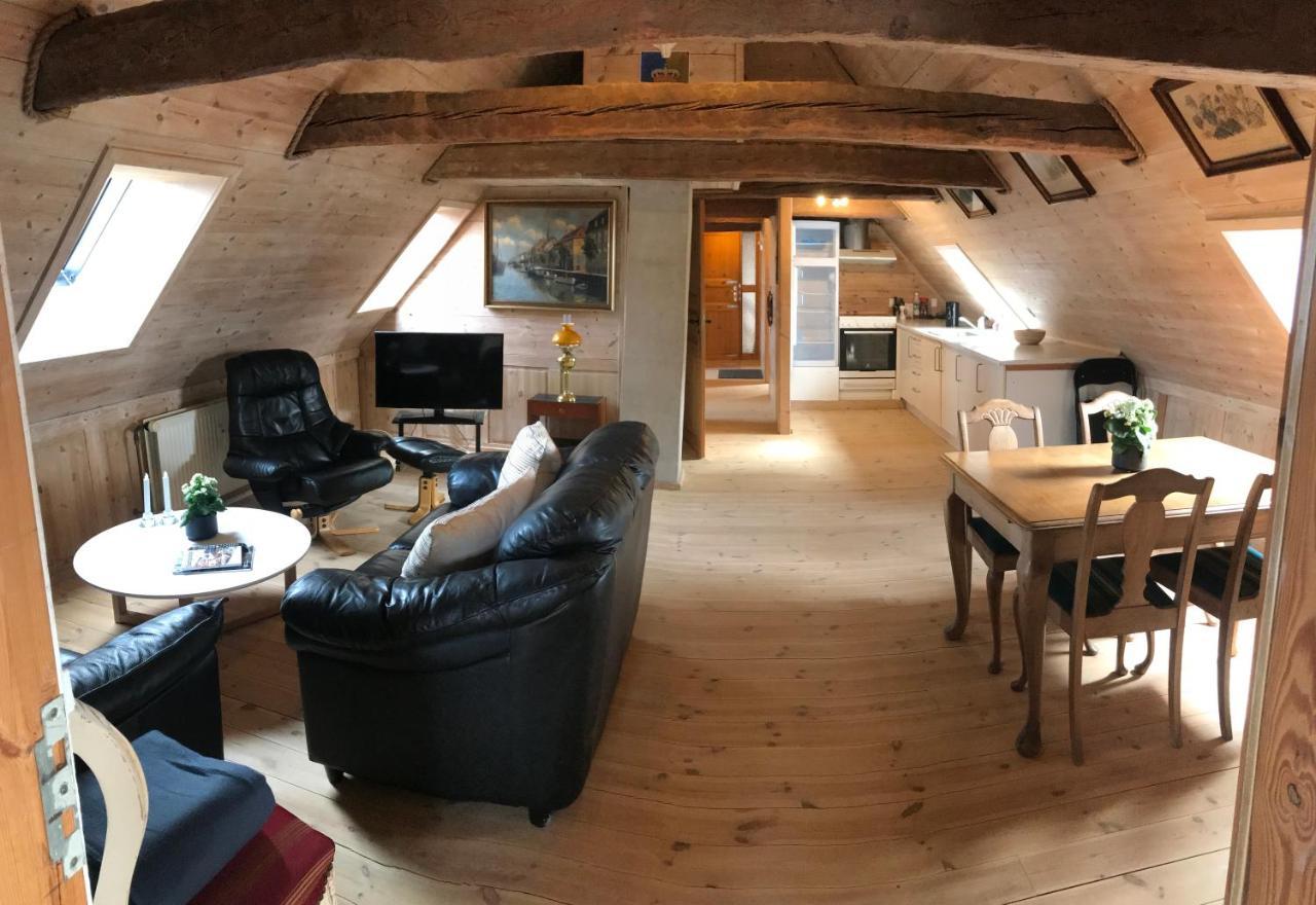 Toldboden Anno 1684 Apartment Ronne Bagian luar foto
