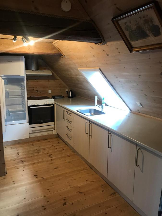 Toldboden Anno 1684 Apartment Ronne Bagian luar foto