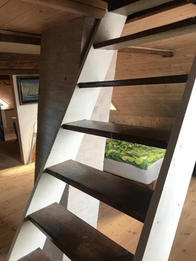 Toldboden Anno 1684 Apartment Ronne Bagian luar foto